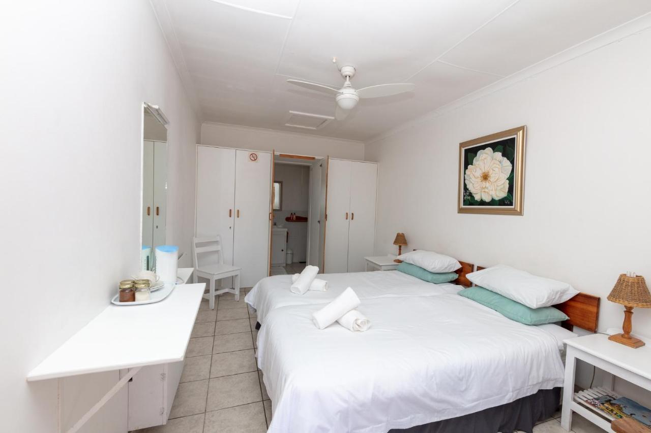Nothando Backpackers Lodge Plettenberg Bay Kültér fotó