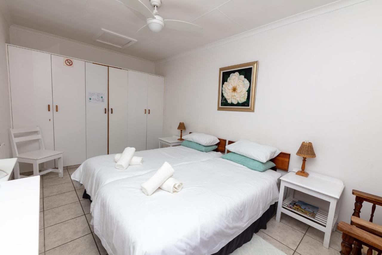 Nothando Backpackers Lodge Plettenberg Bay Kültér fotó