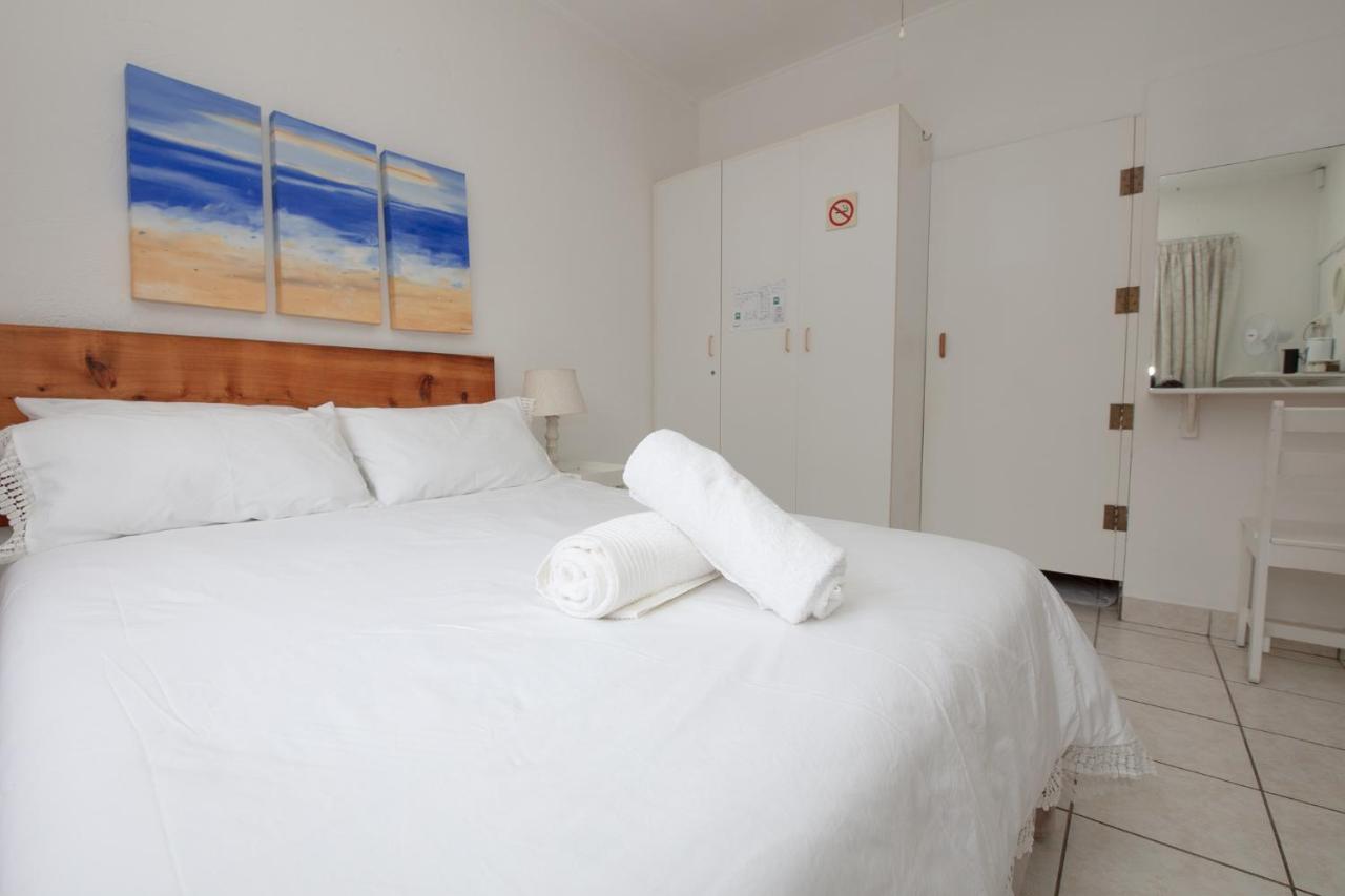 Nothando Backpackers Lodge Plettenberg Bay Kültér fotó